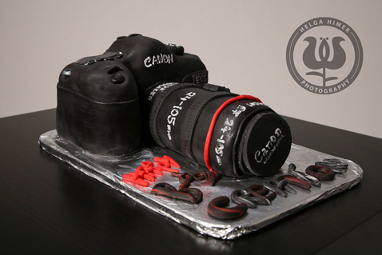 Camera Shape Cake for Birthday at Low Price | MrCake