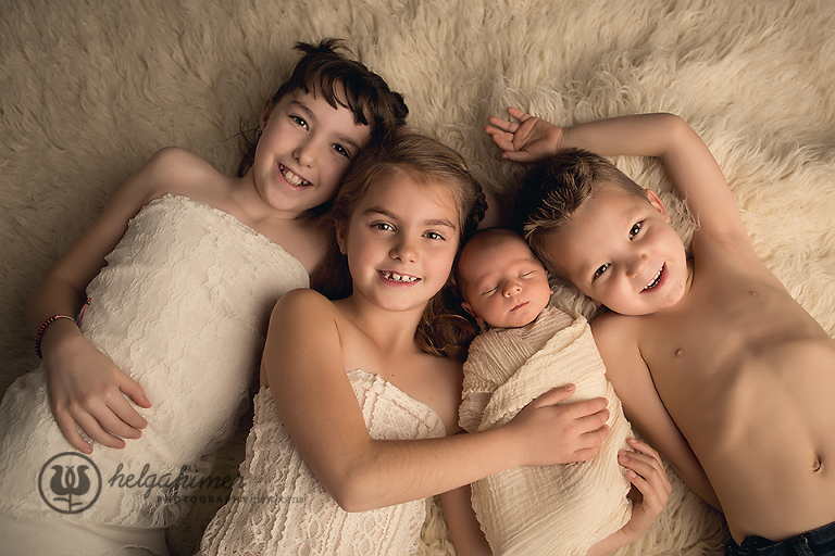 newborn with siblings